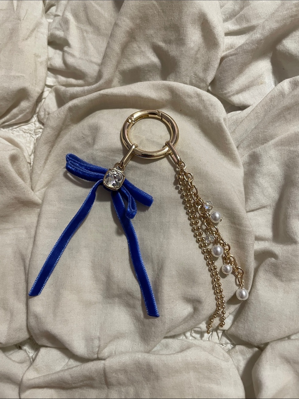Free People Gold Tone Blue Velvet Bow Pearl Draped Chain Bag Charm Keychain Coqu